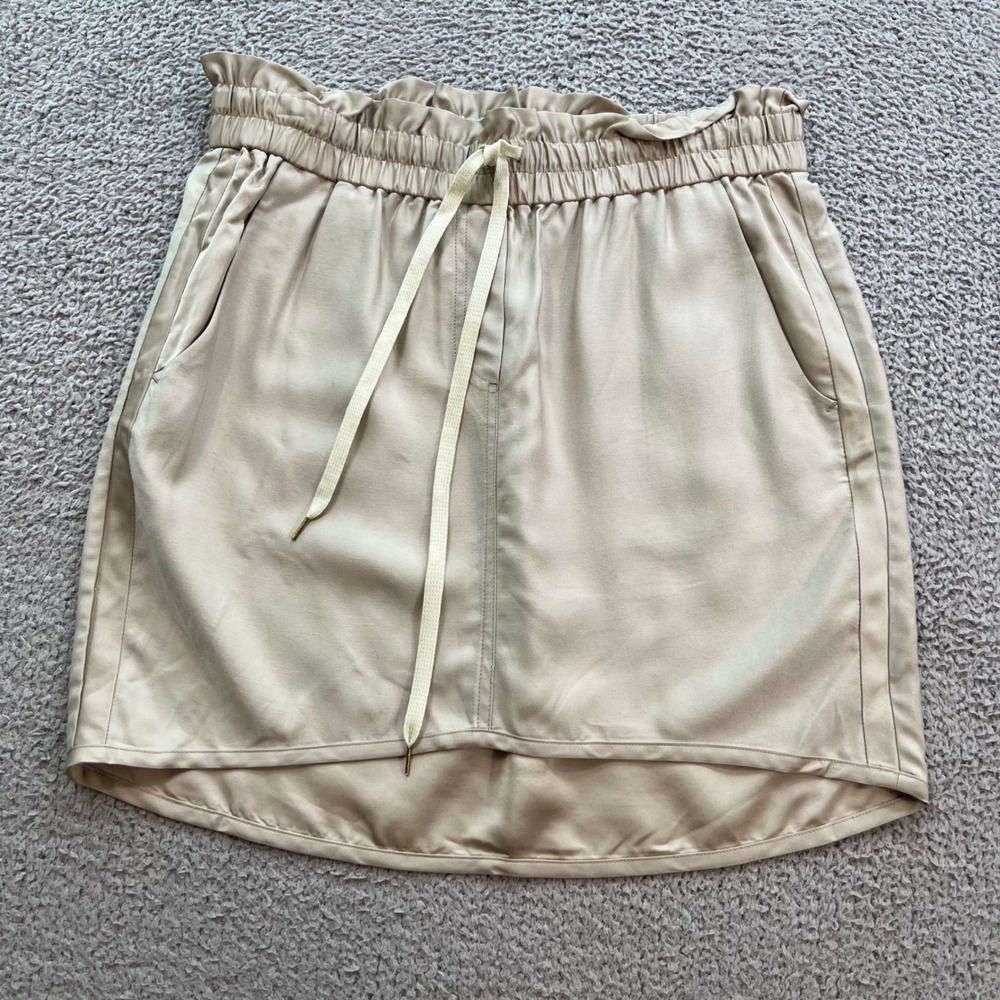 Leifnotes Anthropologie Champagne Beige Paperbag Waist Mini Skirt Size S
